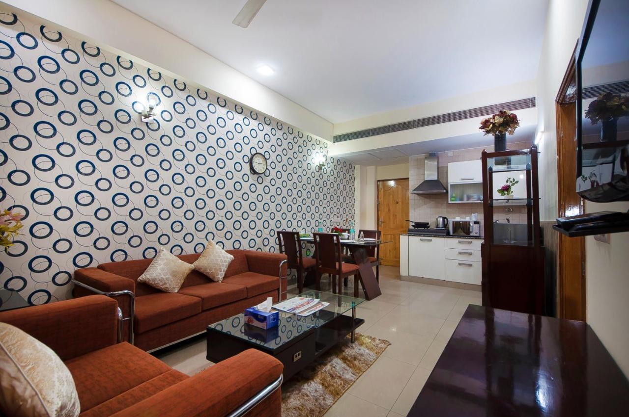Imperial Apartments Huda City Gurgaon Zewnętrze zdjęcie