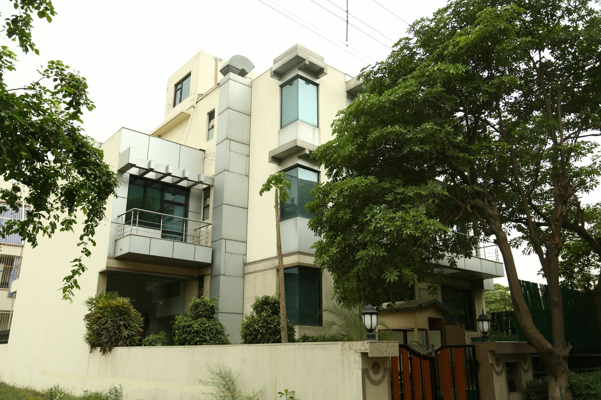 Imperial Apartments Huda City Gurgaon Zewnętrze zdjęcie