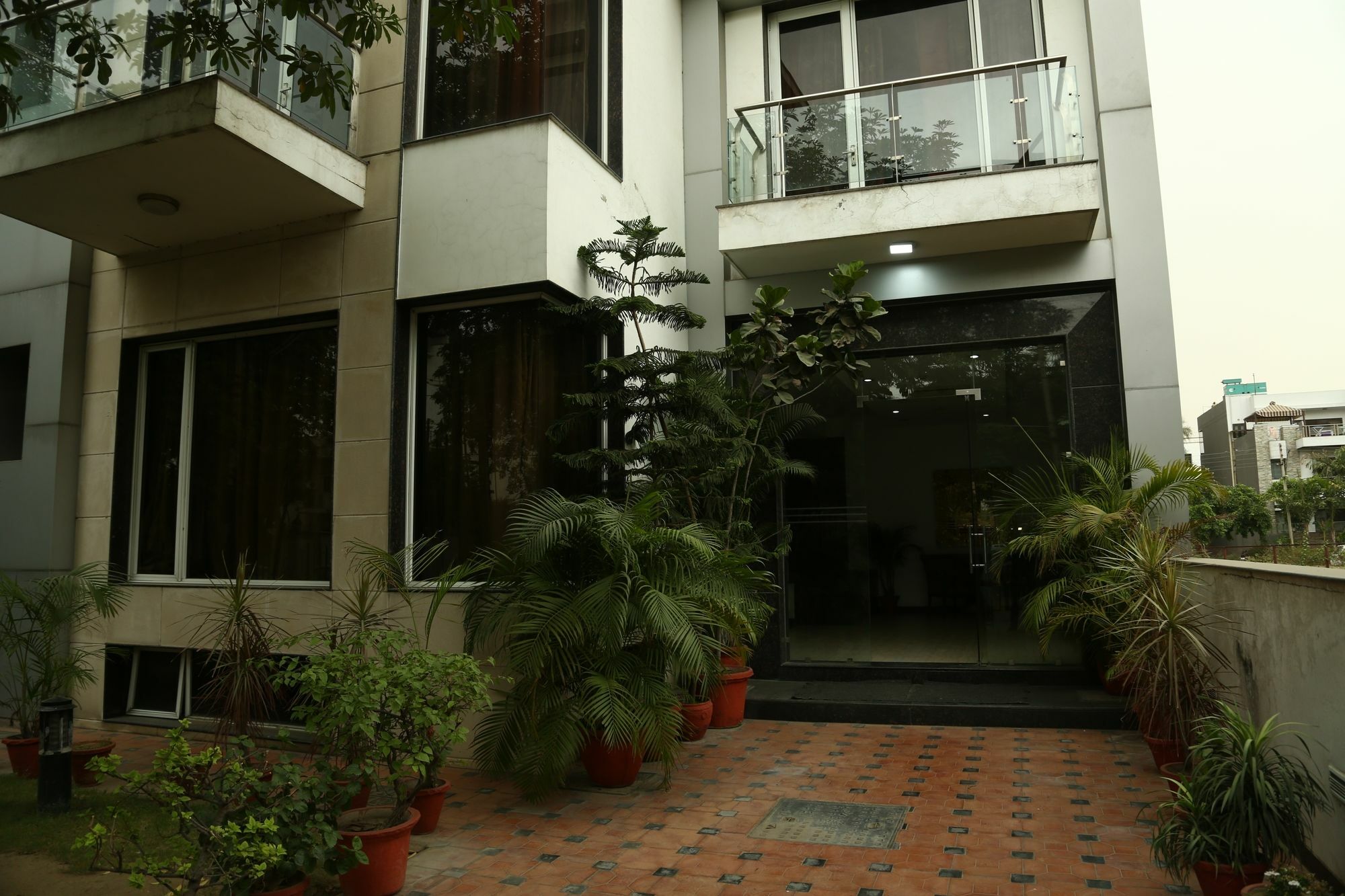 Imperial Apartments Huda City Gurgaon Zewnętrze zdjęcie